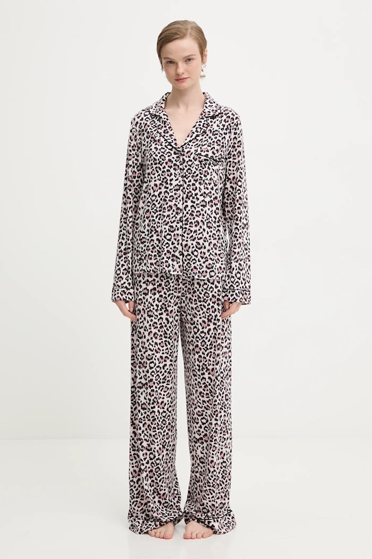 Пижама САША Guess, черный
Пижама САША Guess, черный