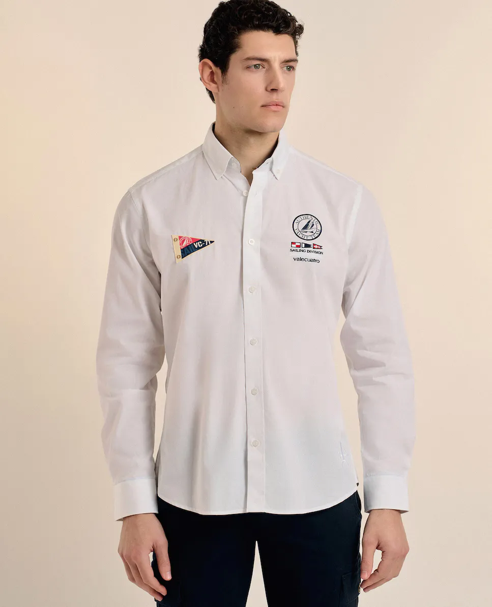 Мужская рубашка классического покроя из поплина с многочисленными принтами Valecuatro, белый 
Мужская рубашка классического покроя из поплина с многочисленными принтами Valecuatro, белый