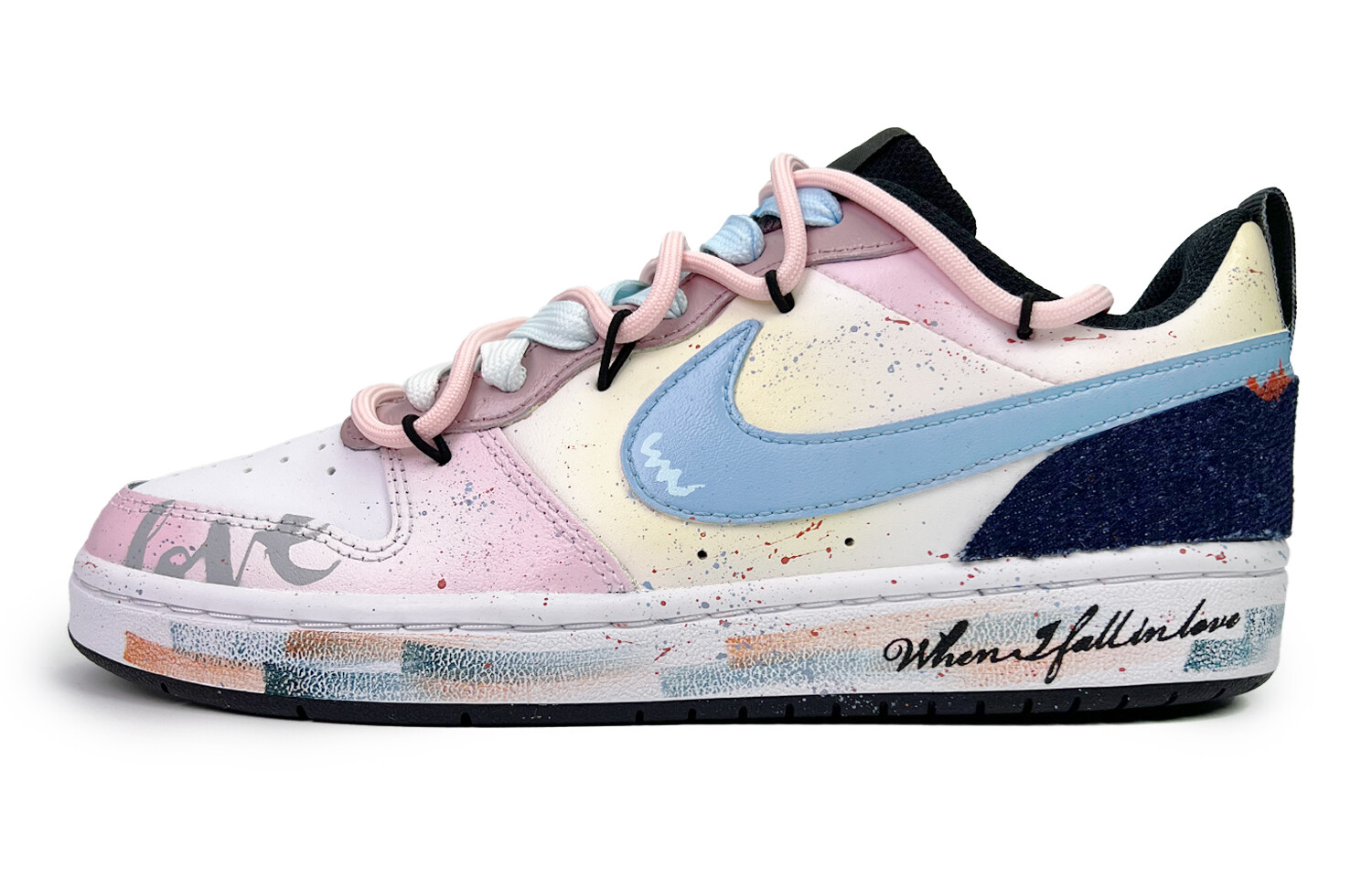 Кроссовки Nike Court Borough Skateboarding Shoes Women's Low-top Pink/Blue/Black, розовый
Кроссовки Nike Court Borough Skateboarding Shoes Women's Low-top Pink/Blue/Black, розовый