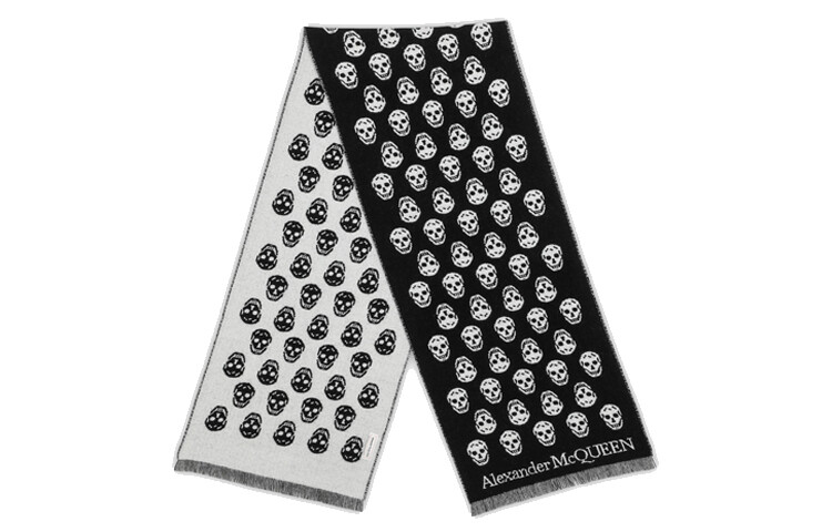 Вязаный шарф унисекс Alexander McQueen, черный/белый 
Вязаный шарф унисекс Alexander McQueen, черный/белый