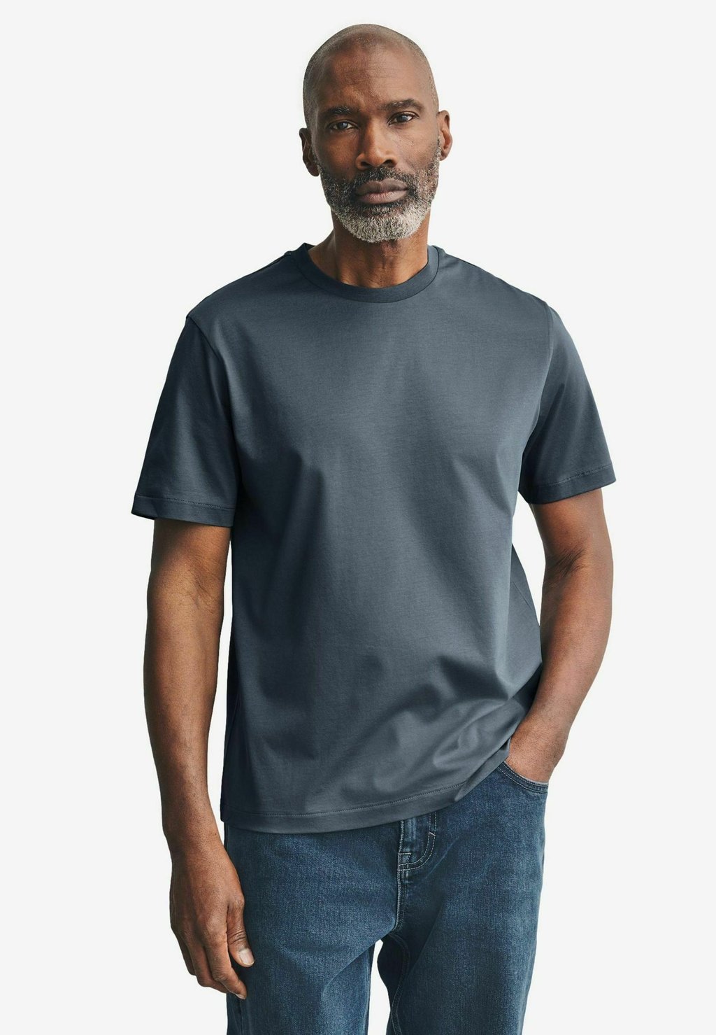 Базовая футболка Next, серый
Базовая футболка Next, серый