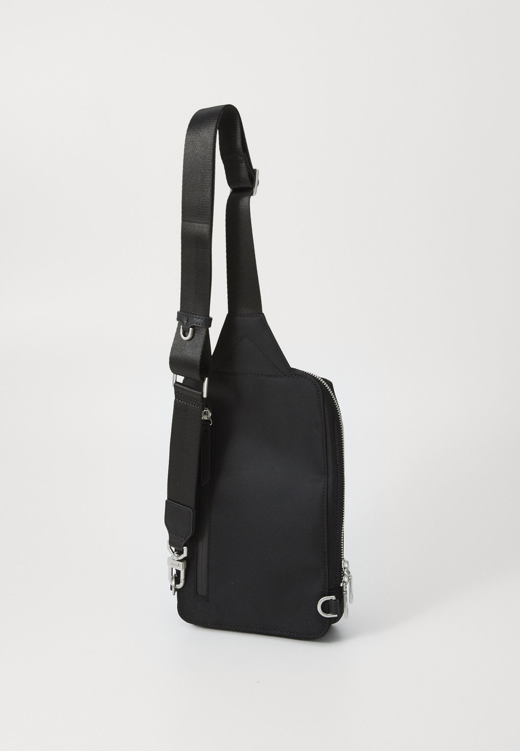 Сумка через плечо MILANO CROSSOVER Guess, черный
Сумка через плечо MILANO CROSSOVER Guess, черный