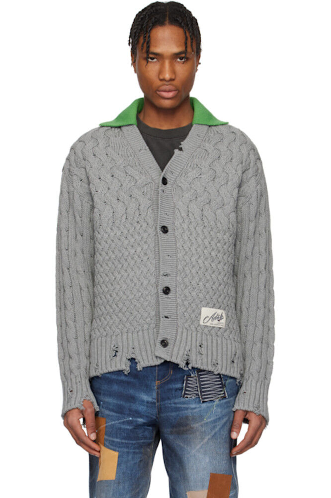 Кардиган серо-зеленого цвета с V-образным вырезом и воротником Andersson Bell
Кардиган серо-зеленого цвета с V-образным вырезом и воротником Andersson Bell