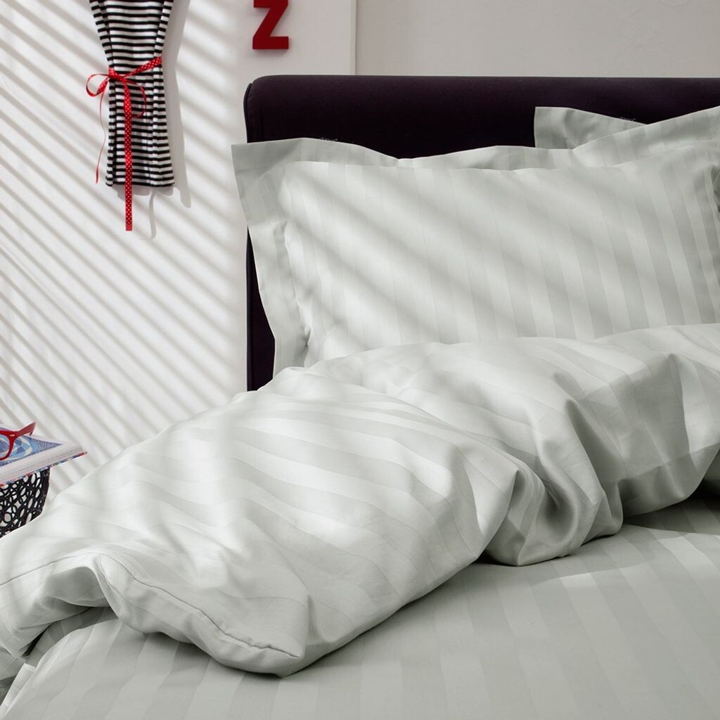 Сатиновое постельное белье Damai Linea с полосками Glacier Dekbedovertrekken - NL 240x200-220см + 2x наволочки 60x70см
Сатиновое постельное белье Damai Linea с полосками Glacier Dekbedovertrekken - NL 240x200-220см + 2x наволочки 60x70см