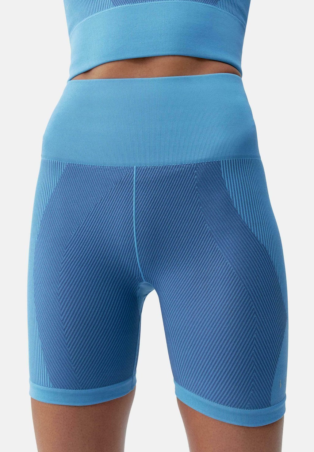 Леггинсы MALIA Born Living Yoga, синий
Леггинсы MALIA Born Living Yoga, синий