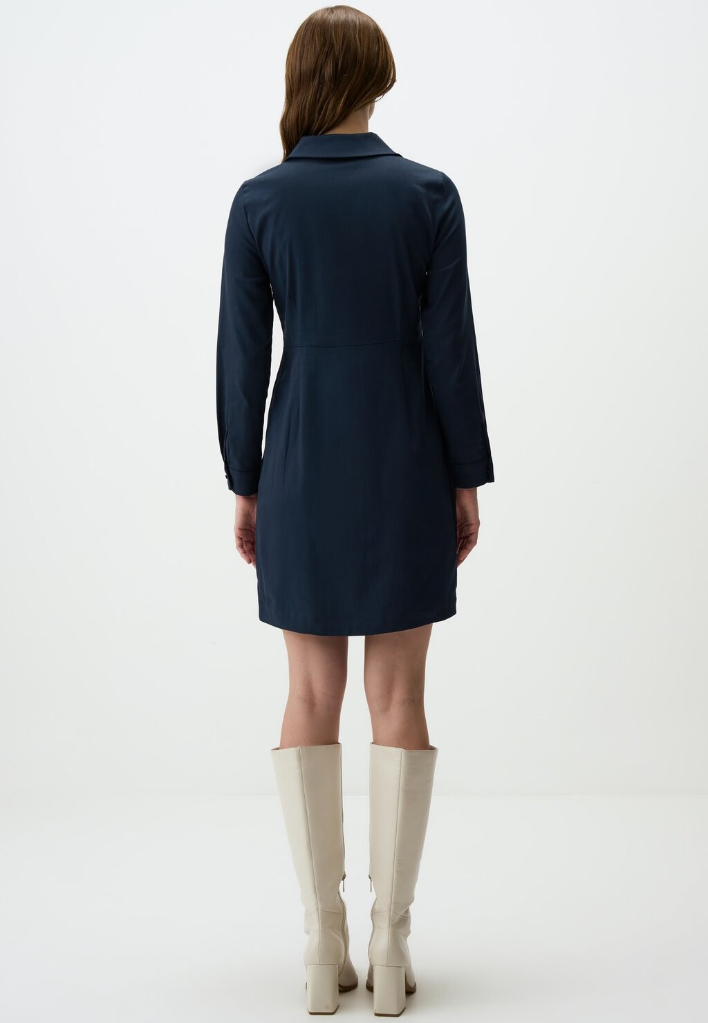 Повседневное платье BUTTONED Jimmy Key, темно-синий
Повседневное платье BUTTONED Jimmy Key, темно-синий