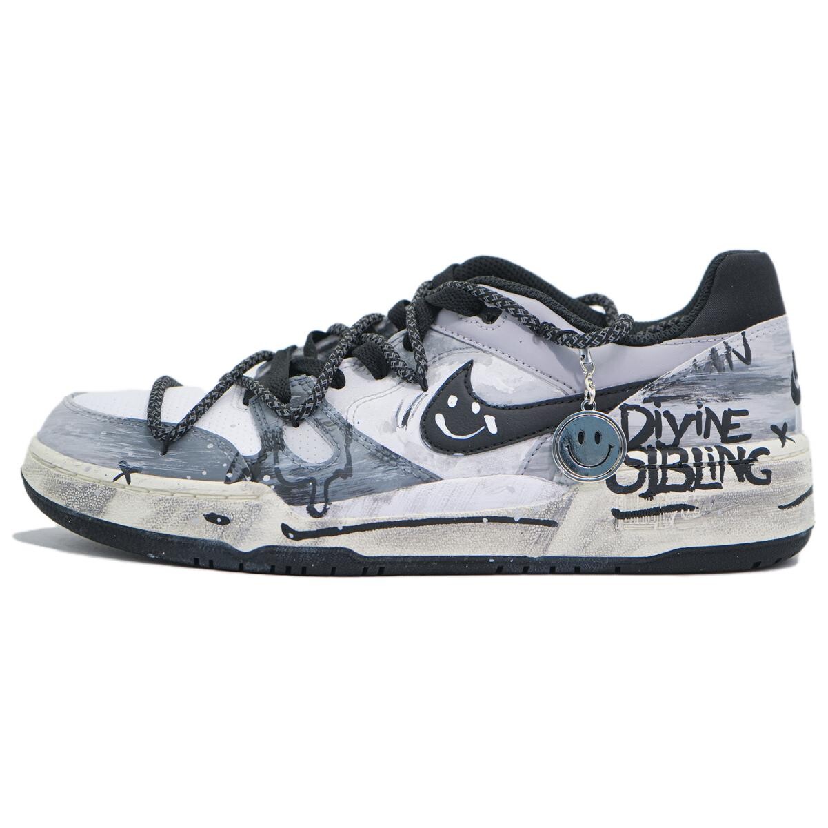 Кроссовки Nike Full Force Skateboarding Shoes Men Low-top Grey/black/white, темно-серый
Кроссовки Nike Full Force Skateboarding Shoes Men Low-top Grey/black/white, темно-серый