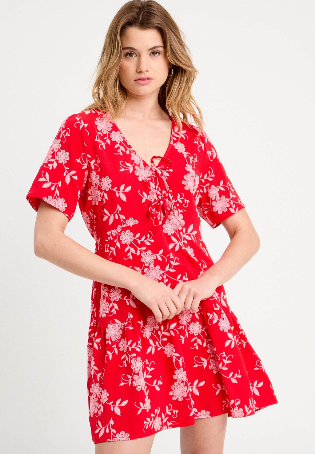 Повседневное платье Cache Cache, красный
Повседневное платье Cache Cache, красный