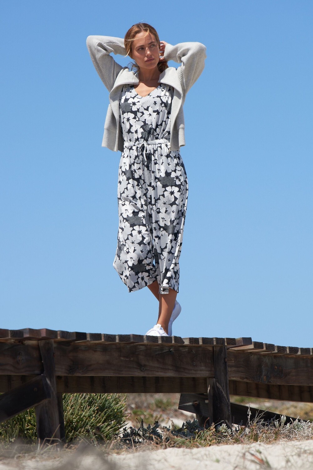 Эмма комбинезон Tog 24, черный
Эмма комбинезон Tog 24, черный