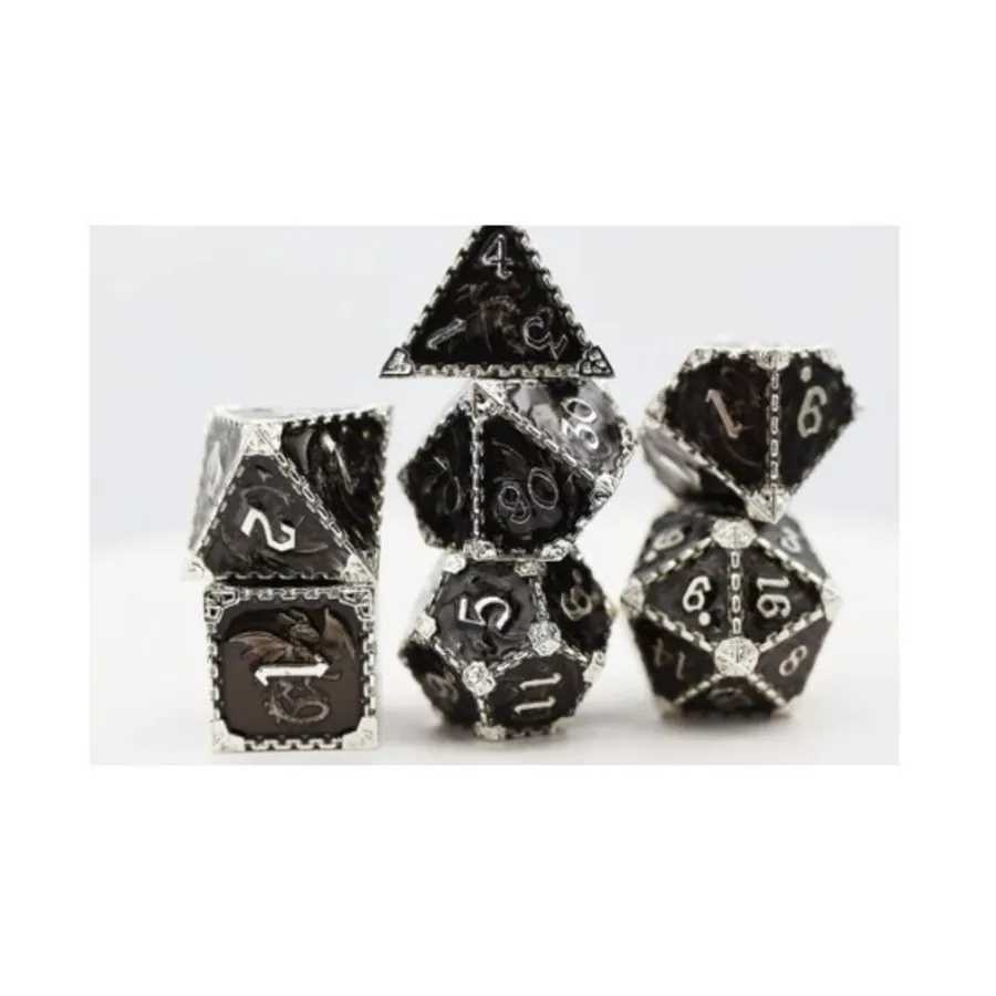 Набор Dragon Poly — Void с серебром (7), Dice Sets - Metal - Dragonstone, Dragon, Dragon Scale, Hidden Dragon
Набор Dragon Poly — Void с серебром (7), Dice Sets - Metal - Dragonstone, Dragon, Dragon Scale, Hidden Dragon