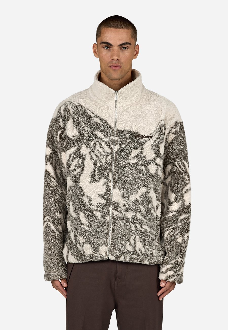 Флисовая куртка Pegador DINAN JACKET, Cozy Beige/Walnut Brown/Beige
Флисовая куртка Pegador DINAN JACKET, Cozy Beige/Walnut Brown/Beige