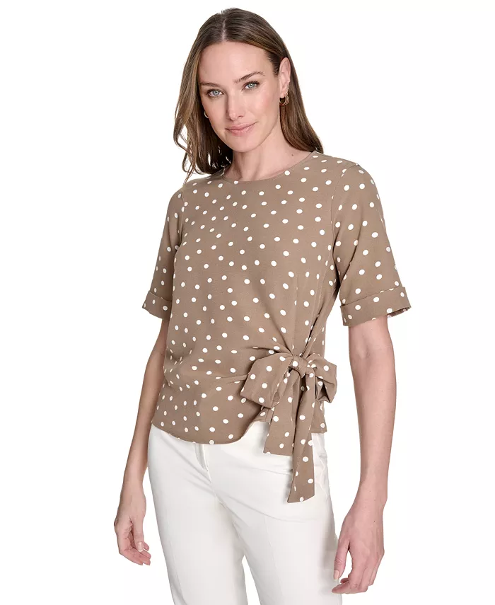 Женский топ с коротким рукавом, завязкой на талии и принтом в горошек Tommy Hilfiger, коричневый
Женский топ с коротким рукавом, завязкой на талии и принтом в горошек Tommy Hilfiger, коричневый