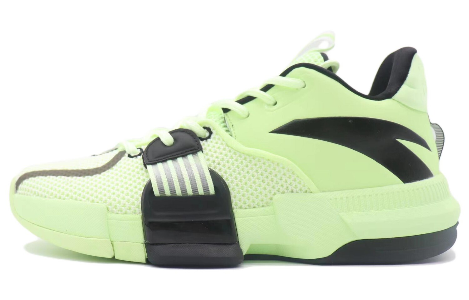 Баскетбольные кроссовки Qingkuang TD мужские с низким верхом флуоресцентные светящиеся зеленые/черные Anta
Баскетбольные кроссовки Qingkuang TD мужские с низким верхом флуоресцентные светящиеся зеленые/черные Anta