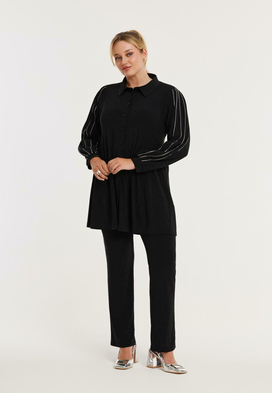 Блуза YOEK MIT LANGARM, Black
Блуза YOEK MIT LANGARM, Black