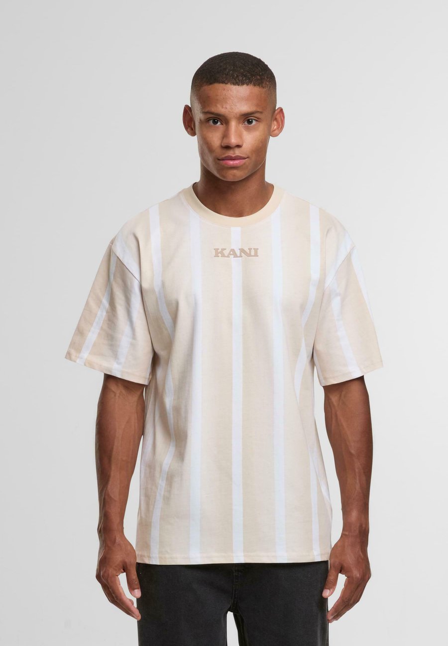 Футболка Karl Kani RETRO GRADIENT STRIPES, Beige
Футболка Karl Kani RETRO GRADIENT STRIPES, Beige