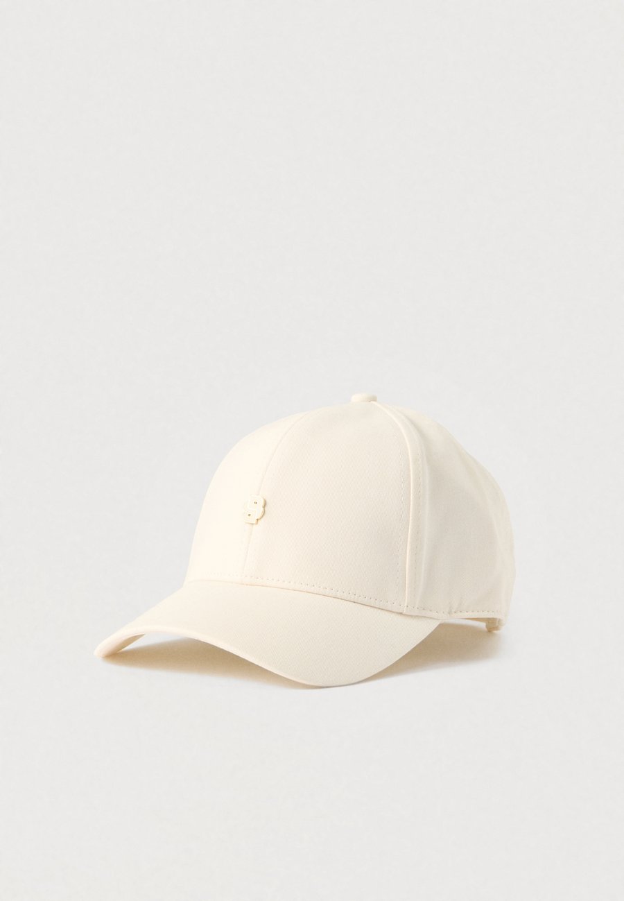 Бейсболка BOSS ARI ICON ME , Open White/White
Бейсболка BOSS ARI ICON ME , Open White/White