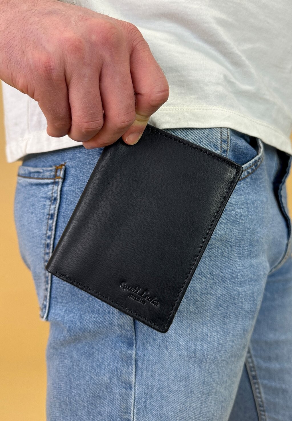 Кошелек MACON Gusti Leder, цвет schwarz ziegenleder
Кошелек MACON Gusti Leder, цвет schwarz ziegenleder