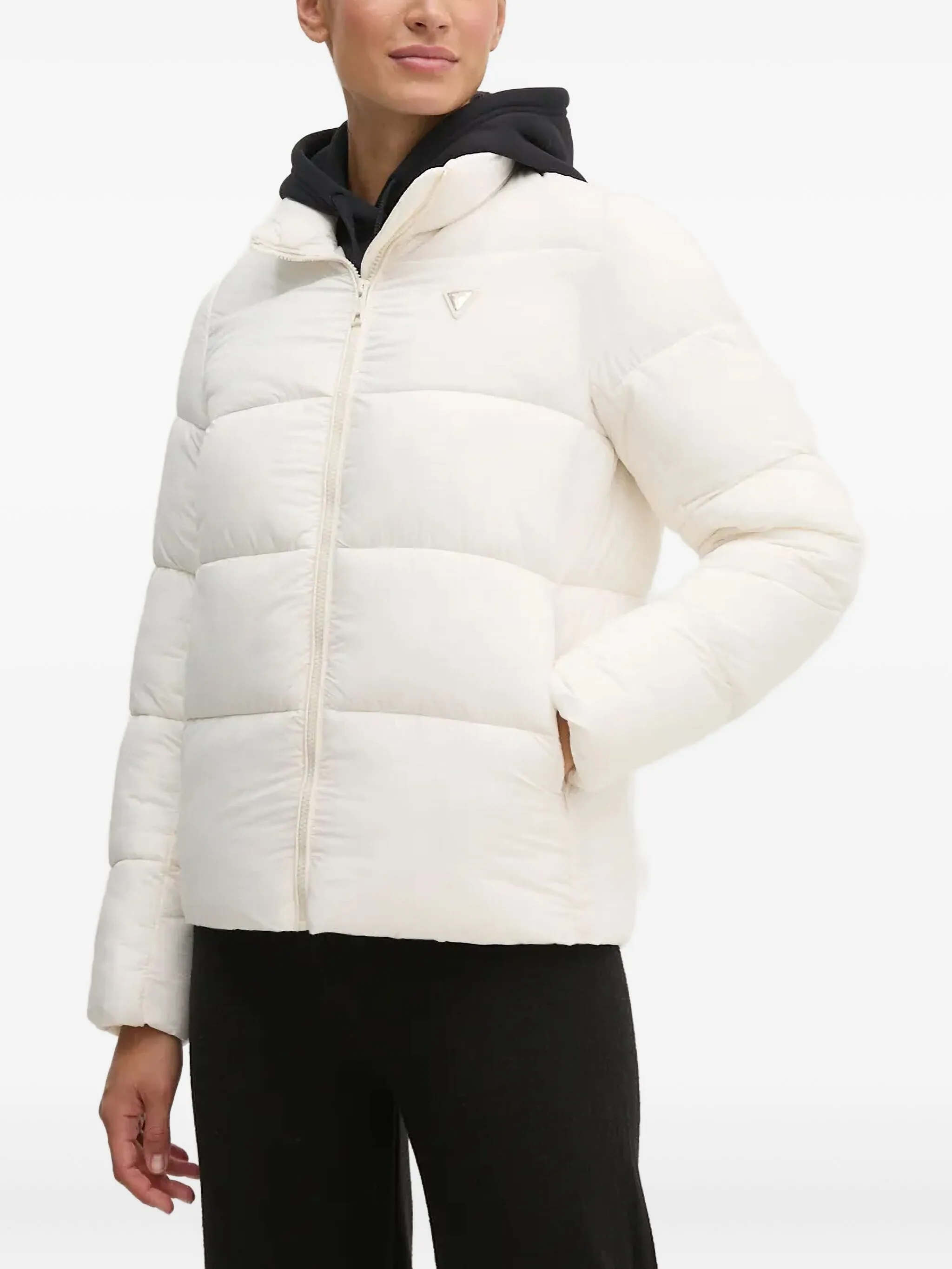 Пуховик на молнии Guess Usa, белый
Пуховик на молнии Guess Usa, белый