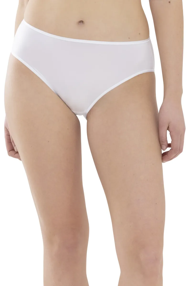 Трусы Mey "JOAN", плоский пояс, без вырезов, белый
Трусы Mey "JOAN", плоский пояс, без вырезов, белый