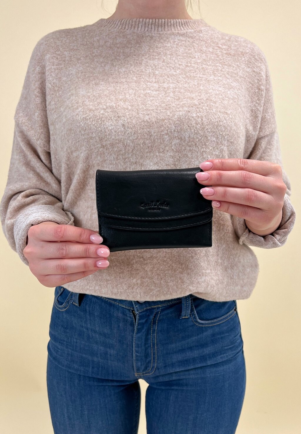 Кошелек OAKLEY Gusti Leder, цвет black
Кошелек OAKLEY Gusti Leder, цвет black