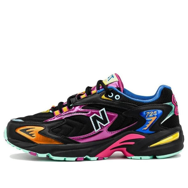 Кроссовки 725 v1 'neon nights pack' New Balance, черный
Кроссовки 725 v1 'neon nights pack' New Balance, черный