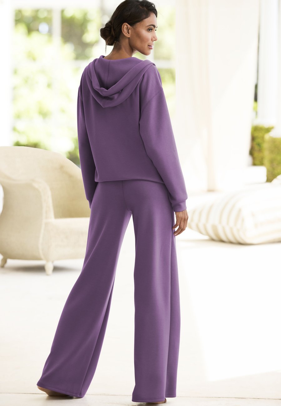 Худи French Connection Hoodie, Lila/Purple
Худи French Connection Hoodie, Lila/Purple