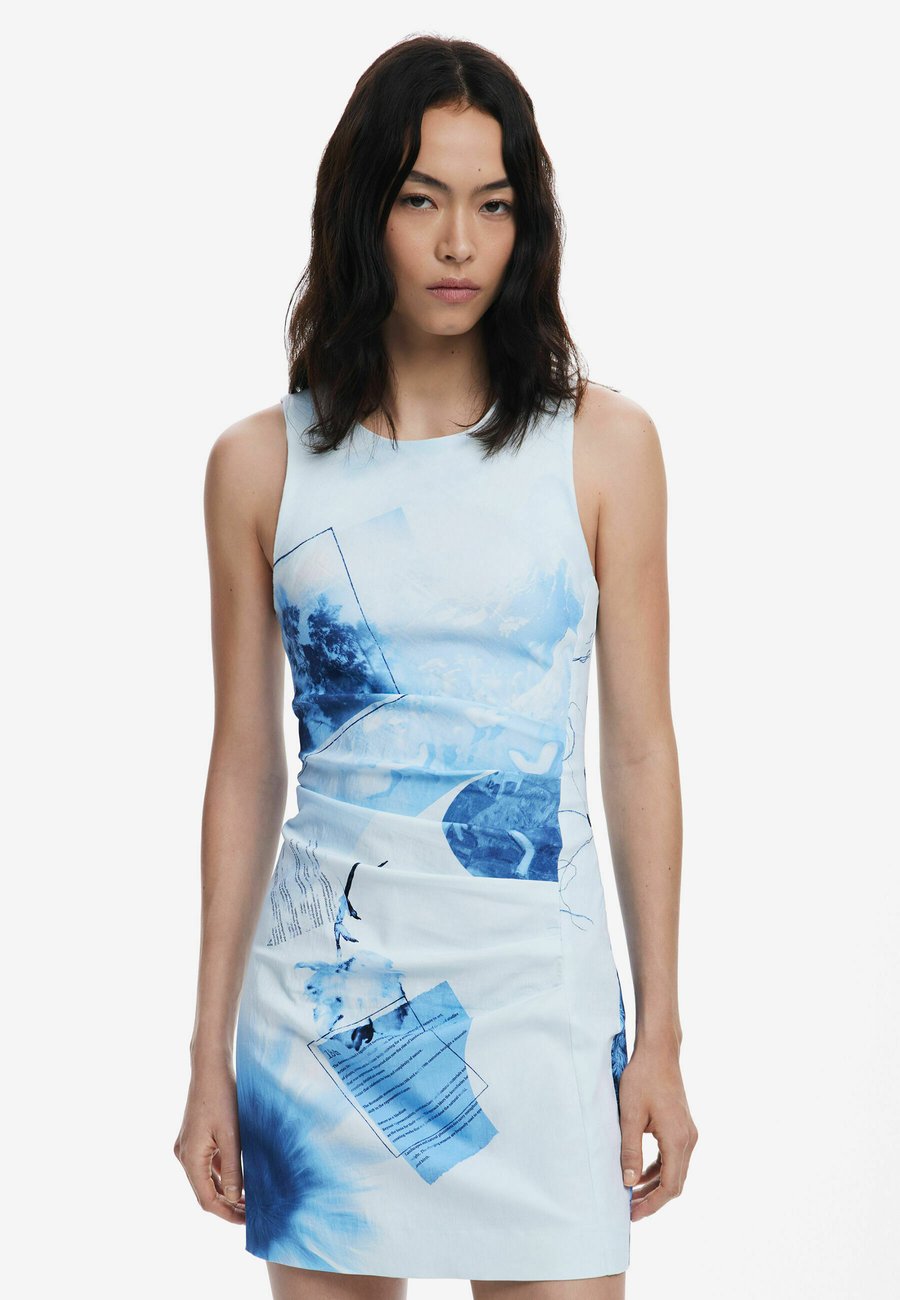 Платье Desigual COLLAGE, Blue
Платье Desigual COLLAGE, Blue