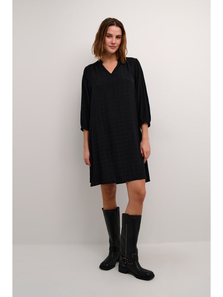 Платье до колена Kaffe
Платье до колена Kaffe