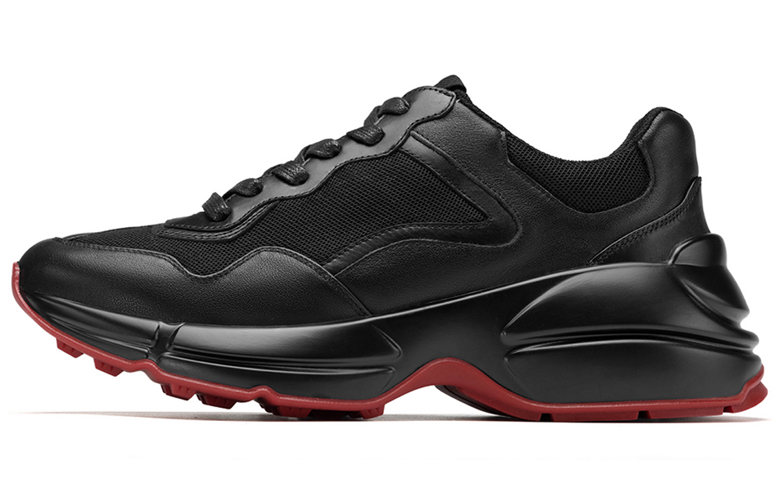 Roberta Di Camerino Низкие массивные кроссовки мужские черные
Roberta Di Camerino Низкие массивные кроссовки мужские черные