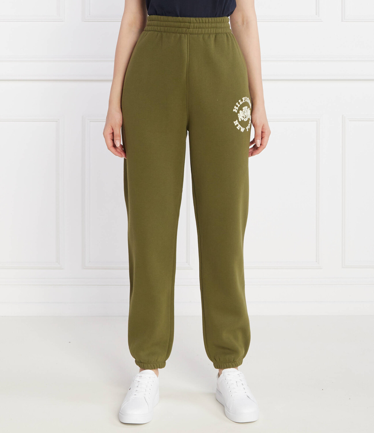 Спортивные брюки Tommy Hilfiger VARSITY FLOCK Relaxed fit, зеленый
Спортивные брюки Tommy Hilfiger VARSITY FLOCK Relaxed fit, зеленый