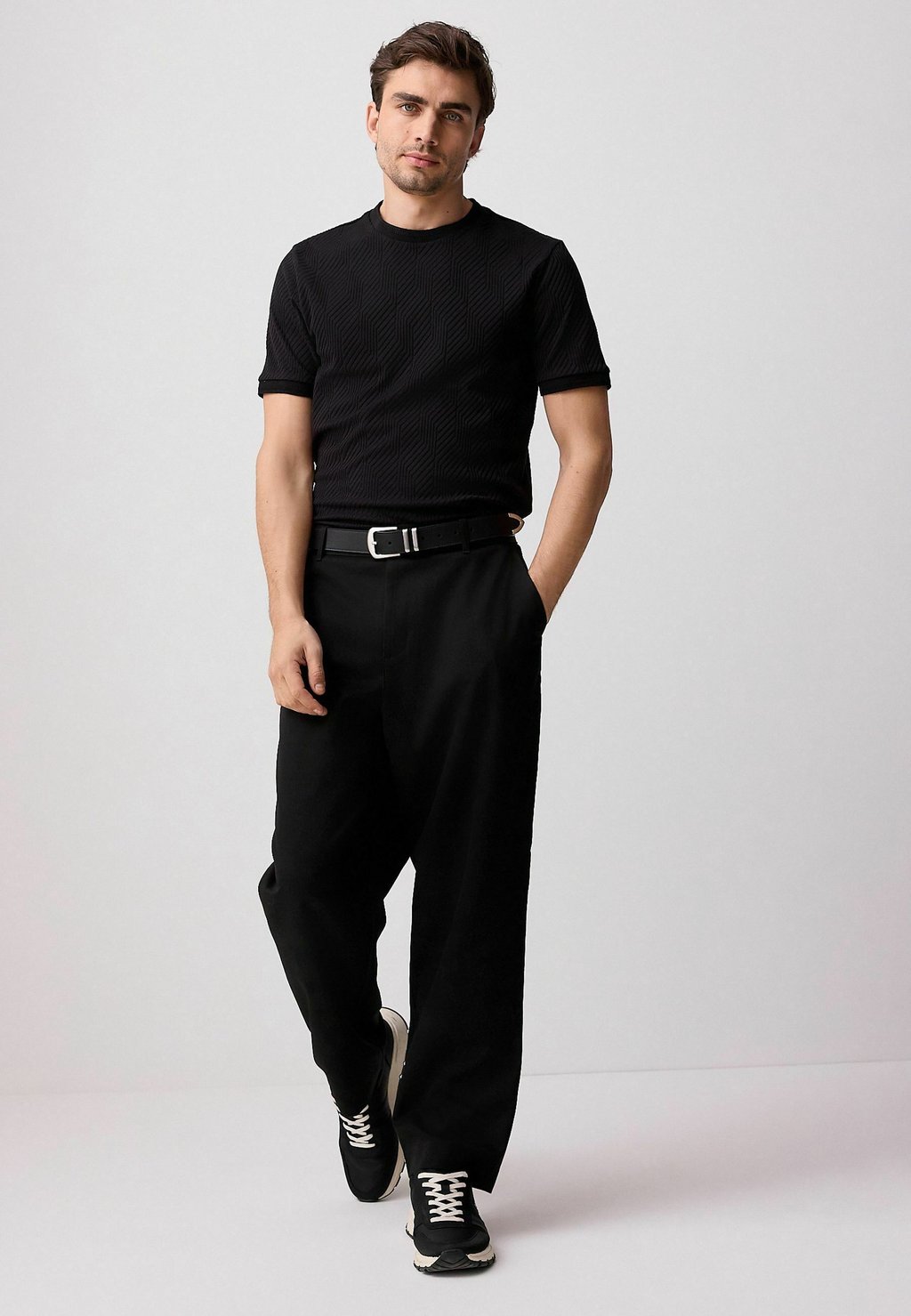 Футболка с принтом Next, черный
Футболка с принтом Next, черный