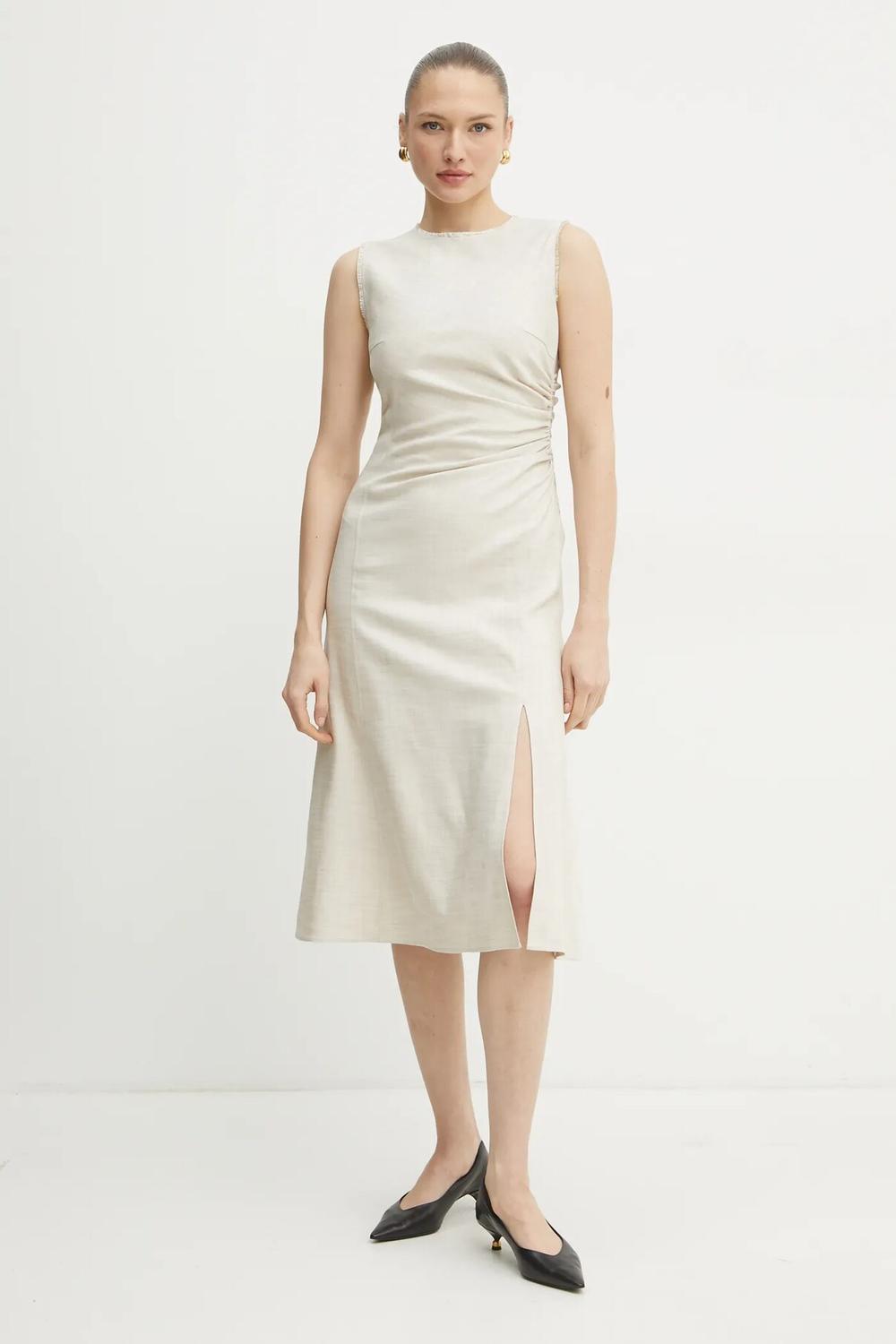 Платье Boss, бежевый
Платье Boss, бежевый