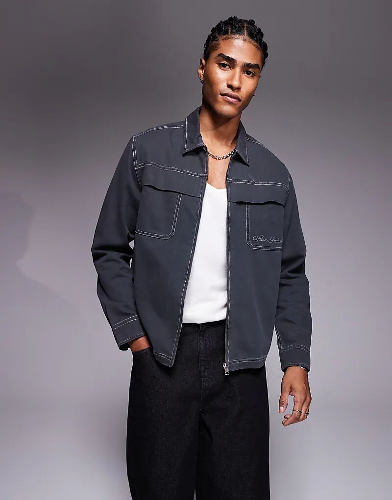 Рубашка свободного кроя ASOS DESIGN серого цвета с вышивкой на груди
Рубашка свободного кроя ASOS DESIGN серого цвета с вышивкой на груди