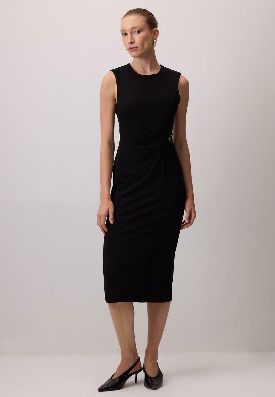 Платье Touché Privé Shift dress, Black/Black
Платье Touché Privé Shift dress, Black/Black