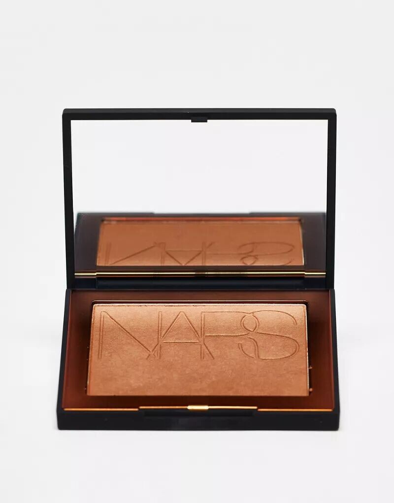NARS – Laguna – Бронзерная пудра – Laguna 04
NARS – Laguna – Бронзерная пудра – Laguna 04