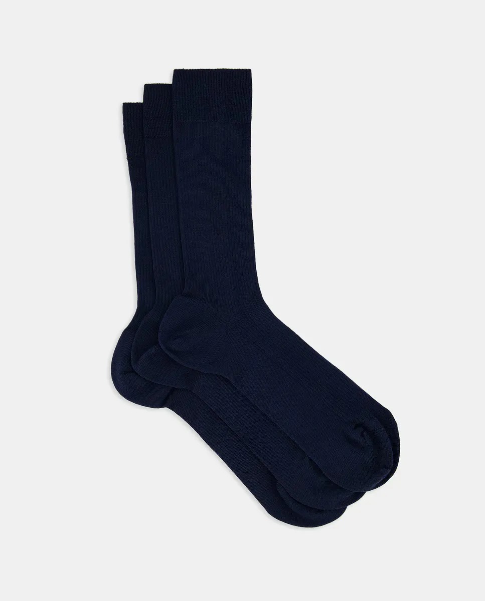 В упаковке три пары мужских носков НЕ ТЕГКИЕ Dustin, синий
В упаковке три пары мужских носков НЕ ТЕГКИЕ Dustin, синий