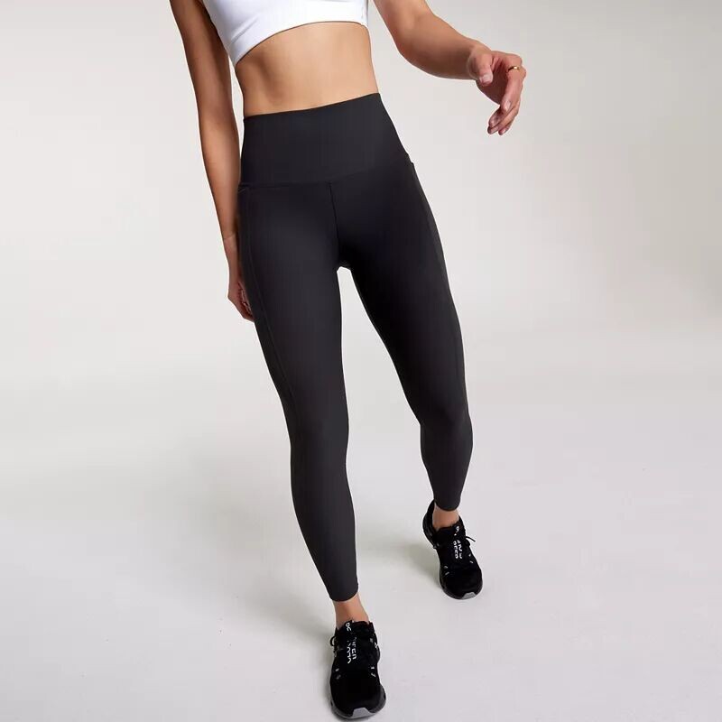 Calia Женские леггинсы в рубчик со швами Essential размером 7/8, черный
Calia Женские леггинсы в рубчик со швами Essential размером 7/8, черный