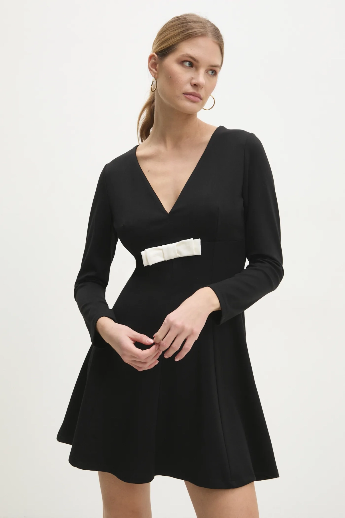 Платье Answear Lab, черный
Платье Answear Lab, черный