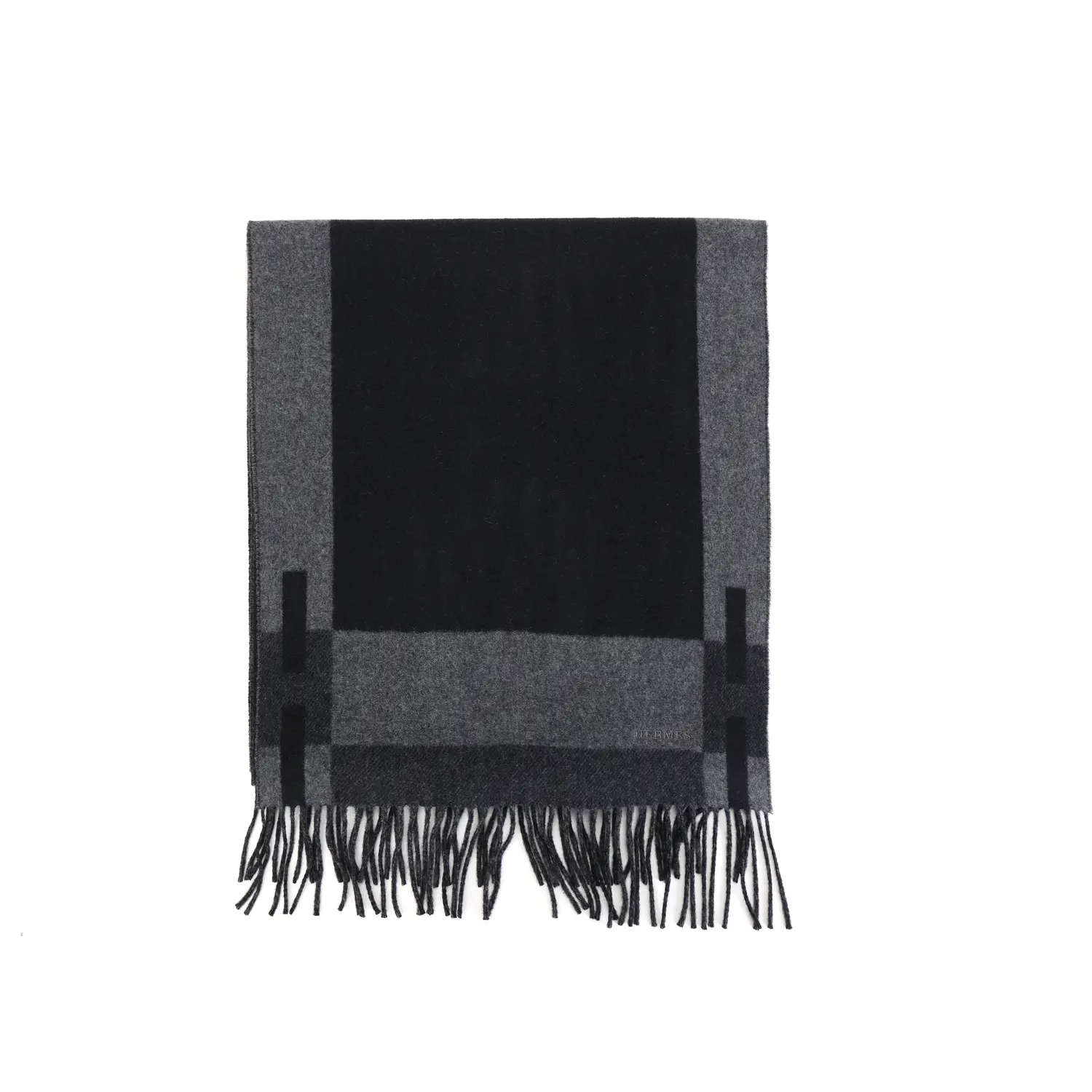 Кашемировый вязаный шарф унисекс черный HERMES
Кашемировый вязаный шарф унисекс черный HERMES