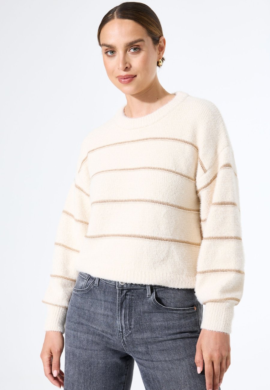 Джемпер Garcia PULLOVERS, Whitecap/White
Джемпер Garcia PULLOVERS, Whitecap/White