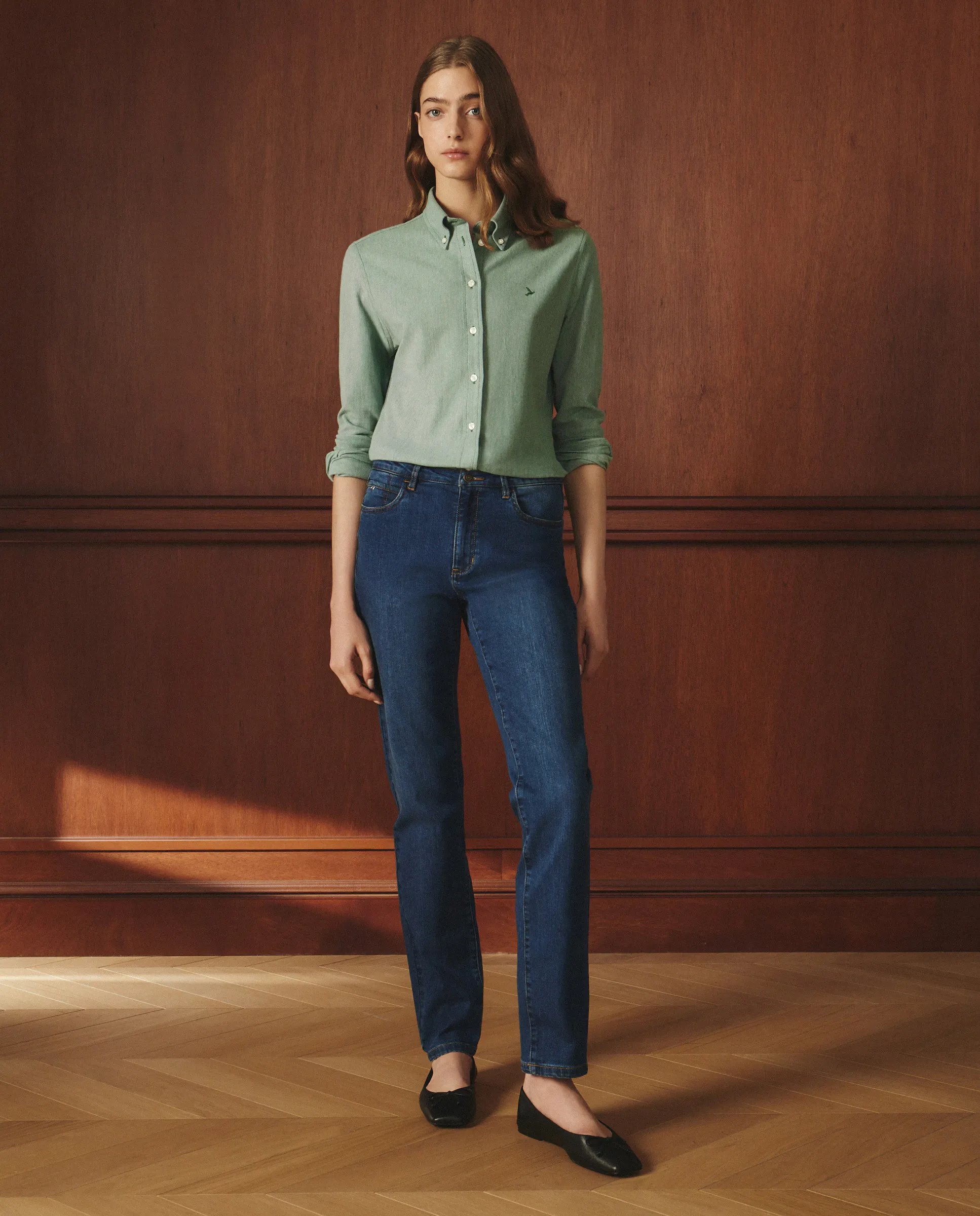 Женская однотонная рубашка с длинным рукавом Lloyd's, зеленый
Женская однотонная рубашка с длинным рукавом Lloyd's, зеленый