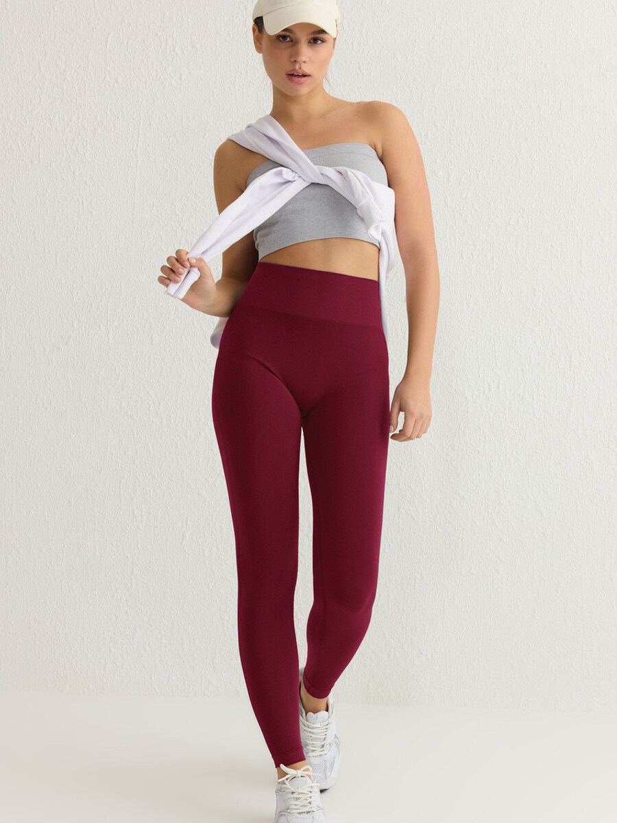 Узкие леггинсы Trendyol, Bordeaux
Узкие леггинсы Trendyol, Bordeaux