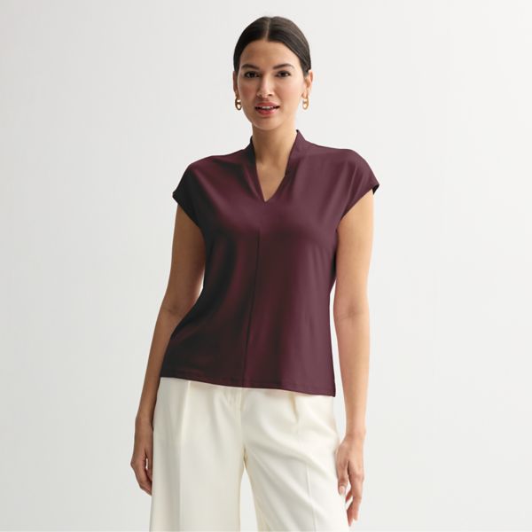 Миниатюрный трикотажный топ с V-образным вырезом Nine West, цвет maddie plum
Миниатюрный трикотажный топ с V-образным вырезом Nine West, цвет maddie plum