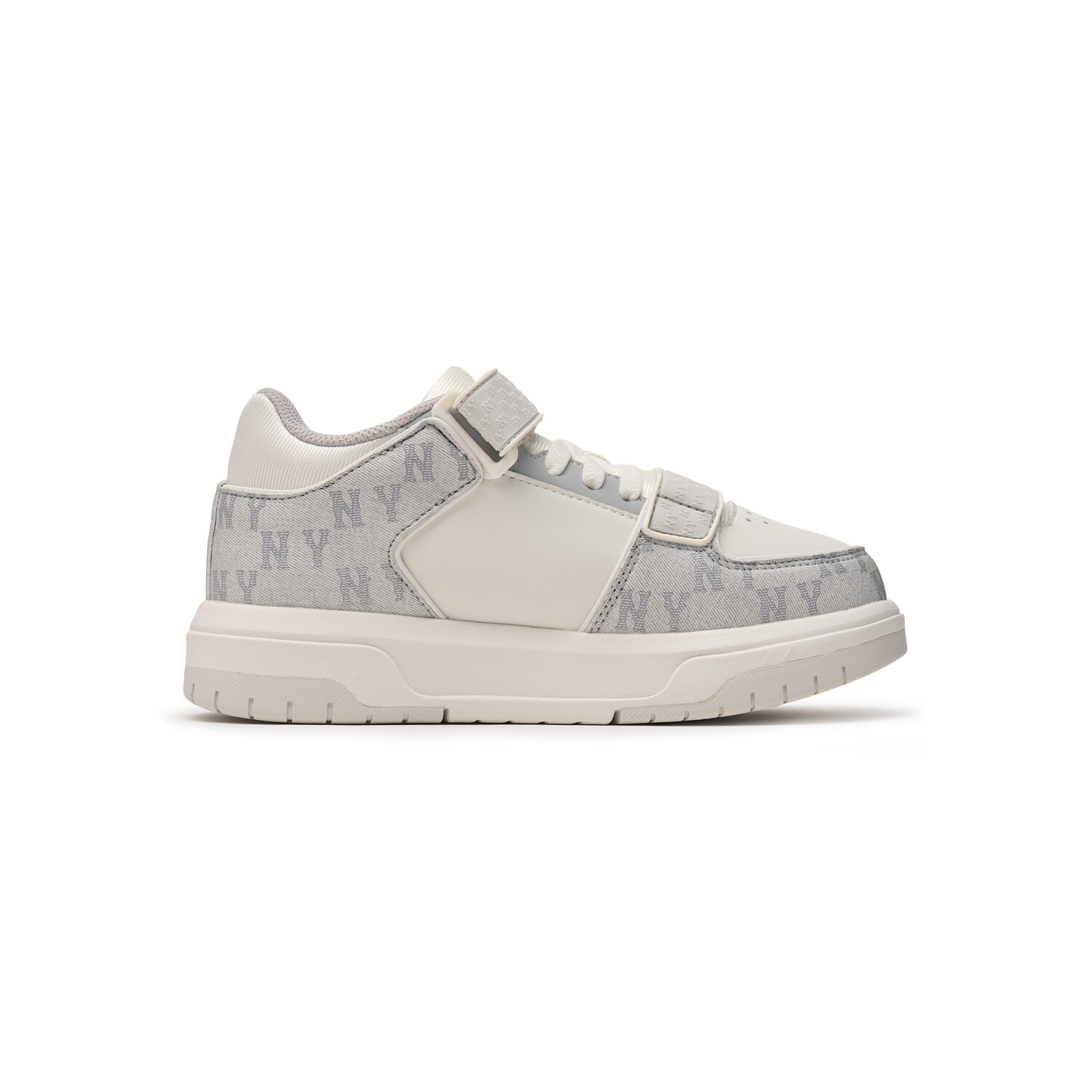 Детские кроссовки Chunky Liner Lifestyle GS Low-top серые/белые Mlb, светло-серый
Детские кроссовки Chunky Liner Lifestyle GS Low-top серые/белые Mlb, светло-серый