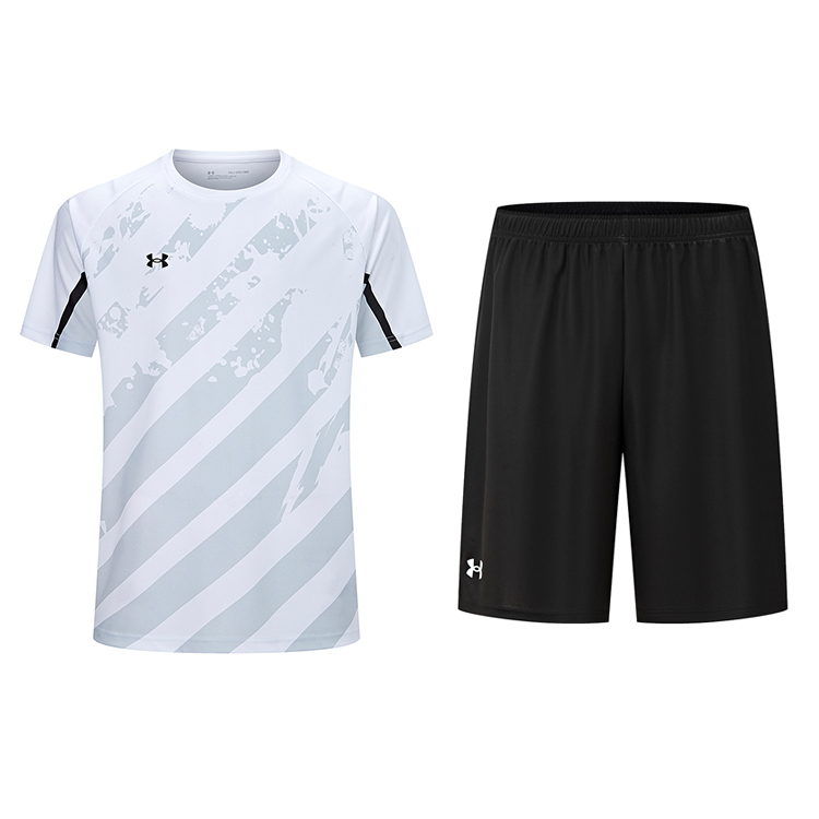 Повседневная спортивная одежда унисекс Under Armour 
Повседневная спортивная одежда унисекс Under Armour