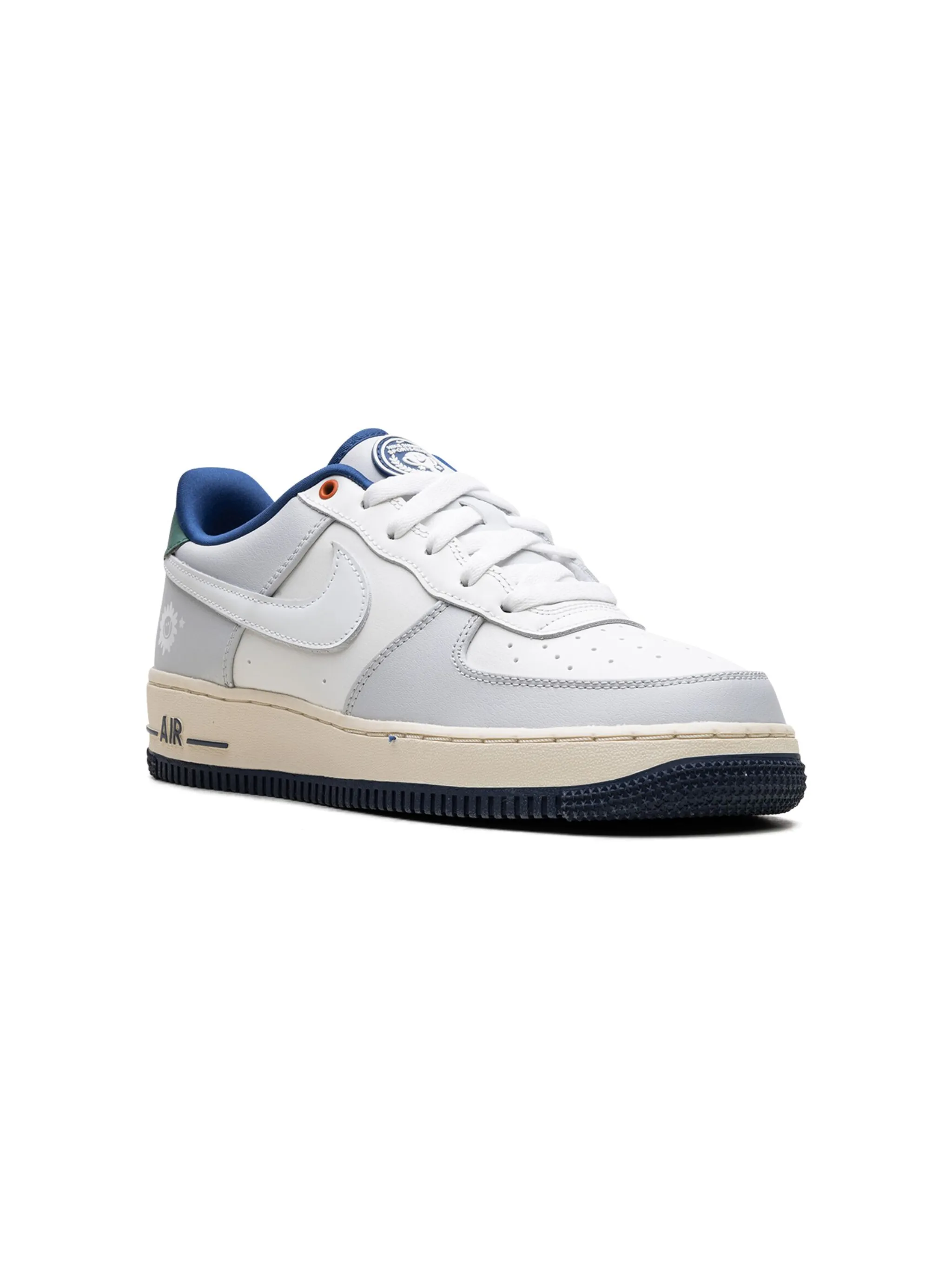 Кроссовки Air Force 1 UV Nike Kids, серый
Кроссовки Air Force 1 UV Nike Kids, серый