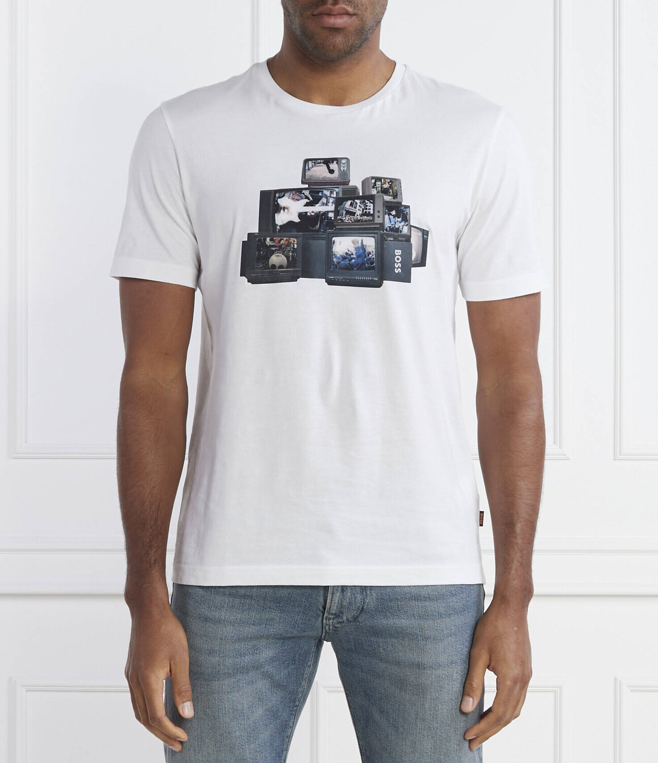 Футболка BOSS ORANGE TeeMushroom Regular Fit, белый
Футболка BOSS ORANGE TeeMushroom Regular Fit, белый