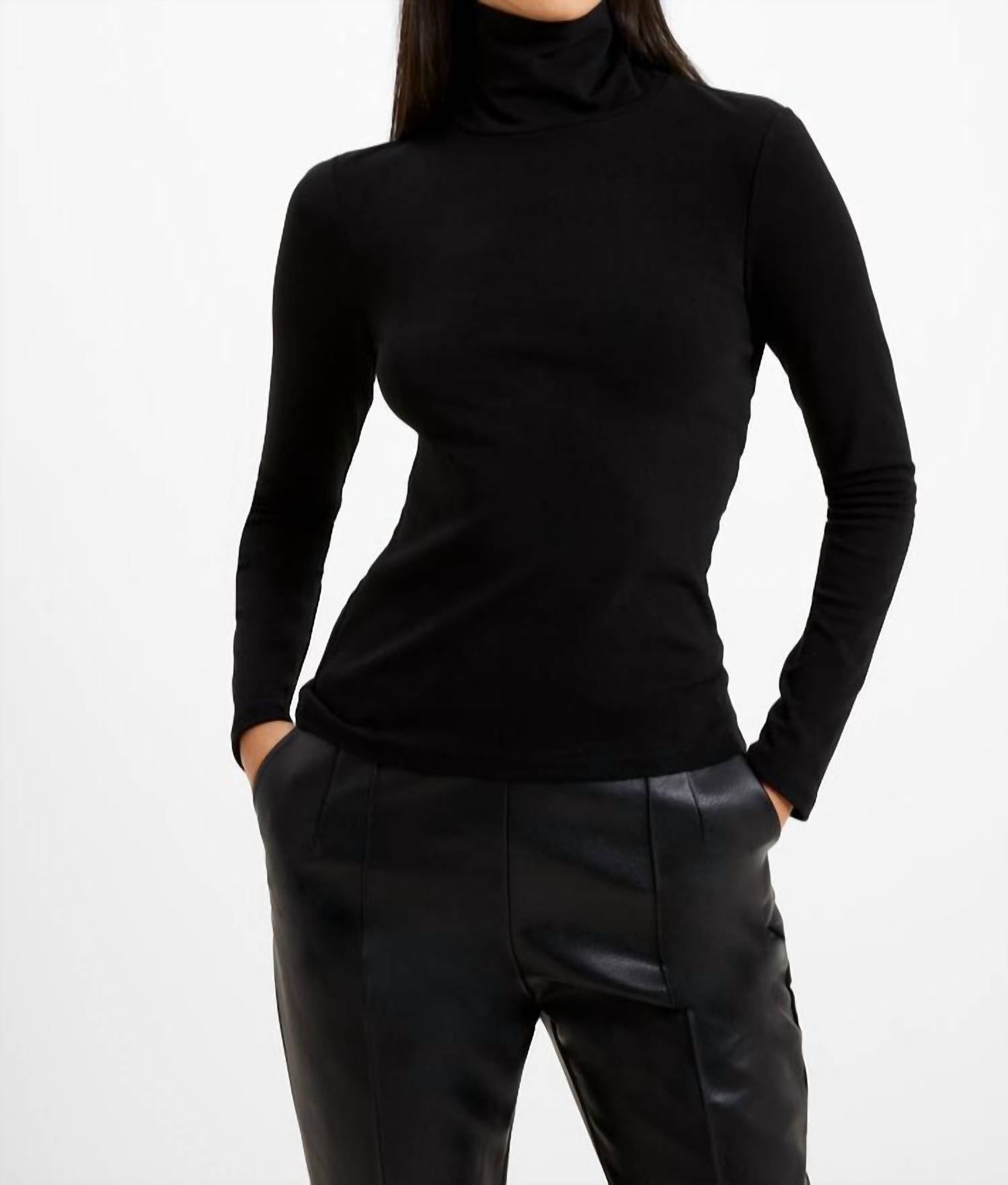 Рой Вязкий топ в черном French Connection
Рой Вязкий топ в черном French Connection