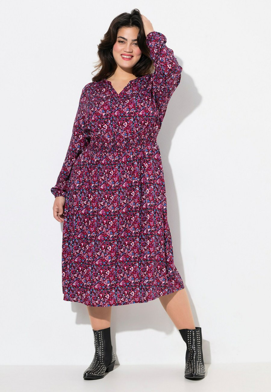 Платье Angel of Style HERZCHENMUSTER, Black
Платье Angel of Style HERZCHENMUSTER, Black