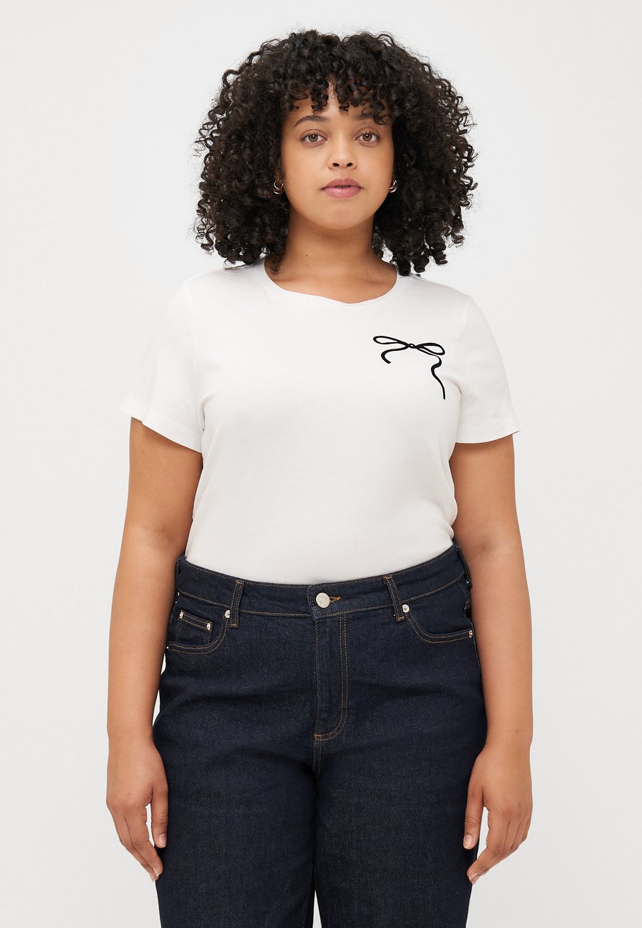 Футболка Vero Moda Curve VMCGALIA O NECK, Snow White/Black/White
Футболка Vero Moda Curve VMCGALIA O NECK, Snow White/Black/White